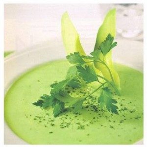 Crema de aguacates con gambas