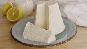 Queso ricotta casero
